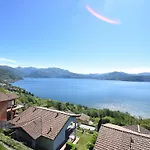 By Maggiore With Stunning View 度假居 *